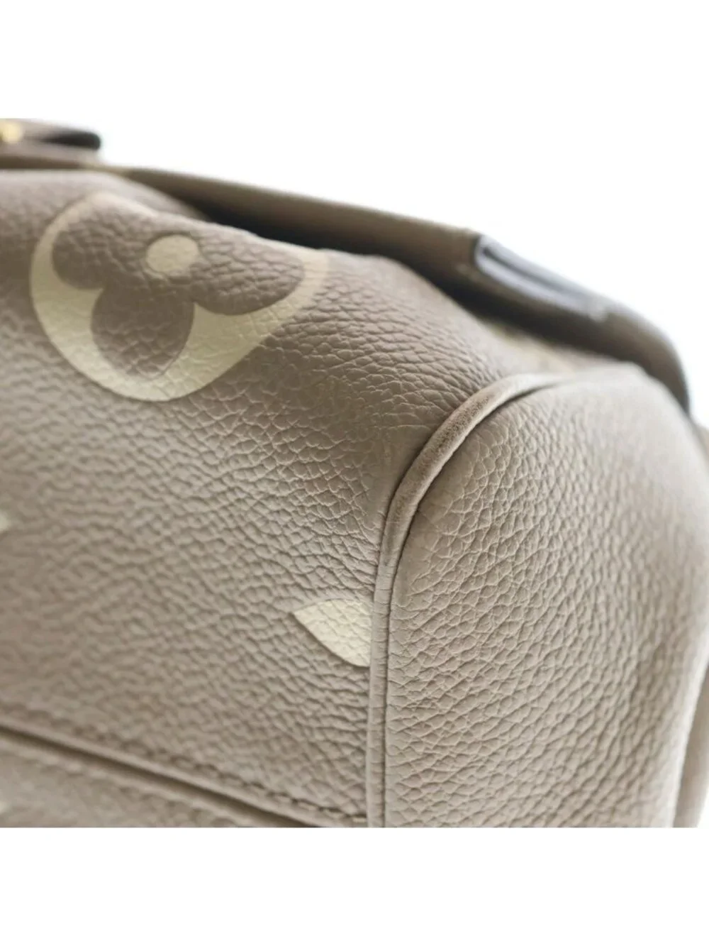 Louis Vuitton Monogram Empreinte Favorite Shoulder Bag Chain Tourtorail Cream